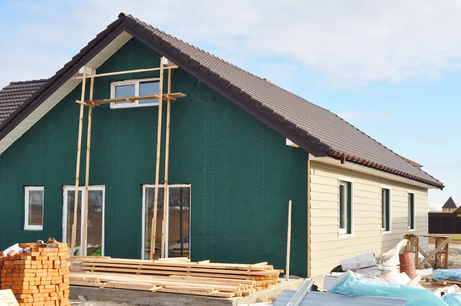 Common Signs Your Home Needs Siding Repair Houston, TX